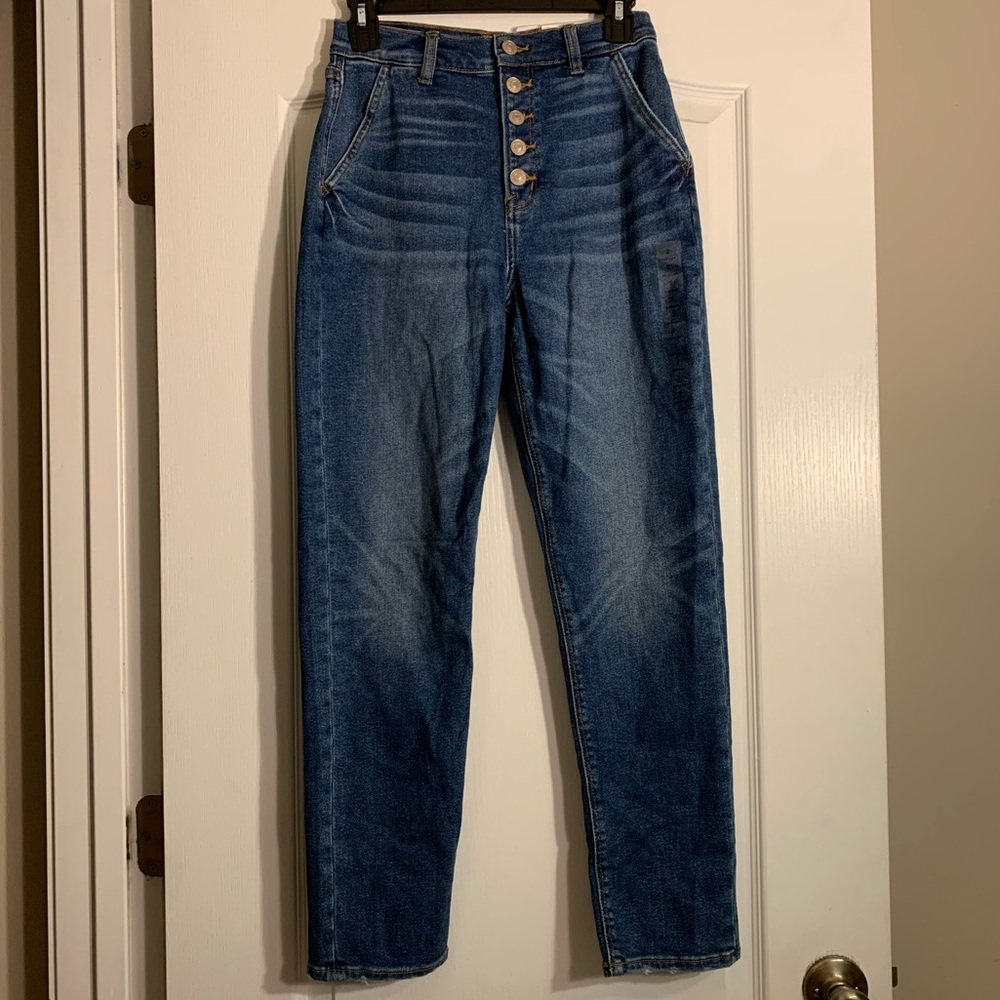 American Eagle Mom Jeans